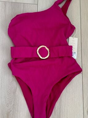NWT Cosita Linda One-Shoulder Magenta One-Piece Swimsuit with Gold Ring Belt